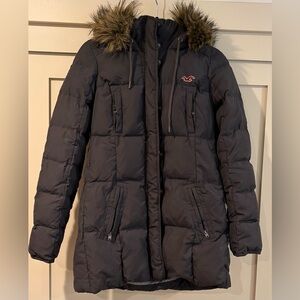 Hollister Charcoal Gray Puffer Coat with Faux Fur Hood